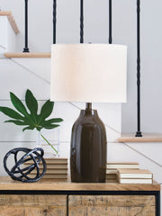 Jyler - Terracotta Table Lamp - Brown - R&R Furniture Gallery (Fountain Valley, CA)