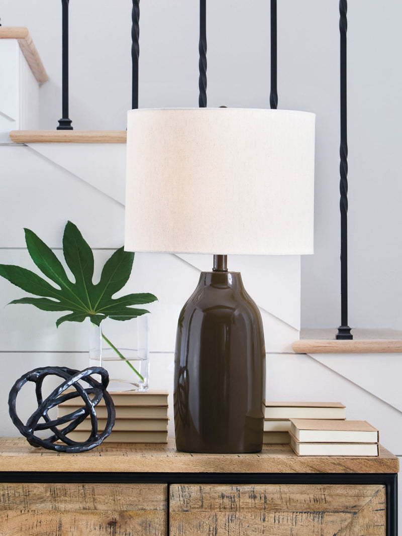 Jyler - Terracotta Table Lamp - Brown - R&R Furniture Gallery (Fountain Valley, CA)