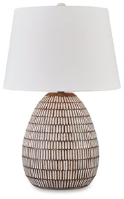 Darrich - Metal Table Lamp - Beige / White - R&R Furniture Gallery (Fountain Valley, CA)