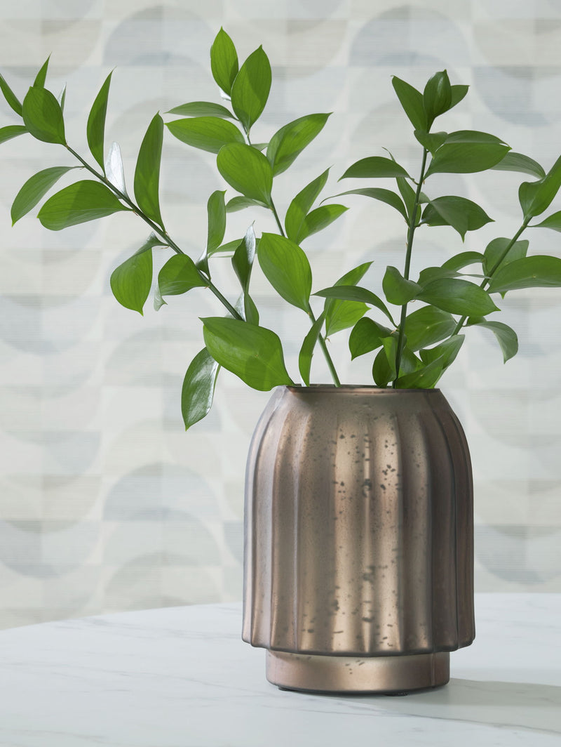 Briarcott - Vase - R&R Furniture Gallery (Fountain Valley, CA)