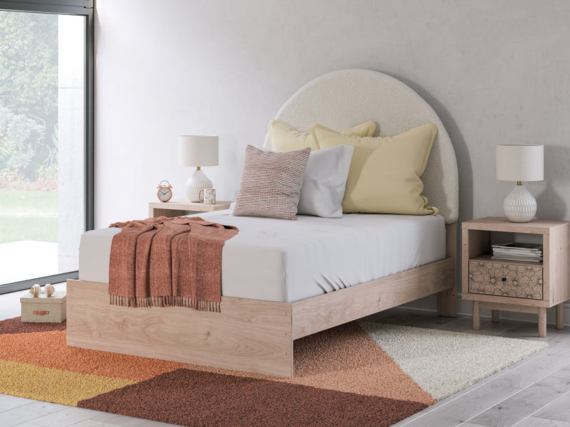 Arloster - Upholstered Panel Bed - R&R Furniture Gallery (Fountain Valley, CA)