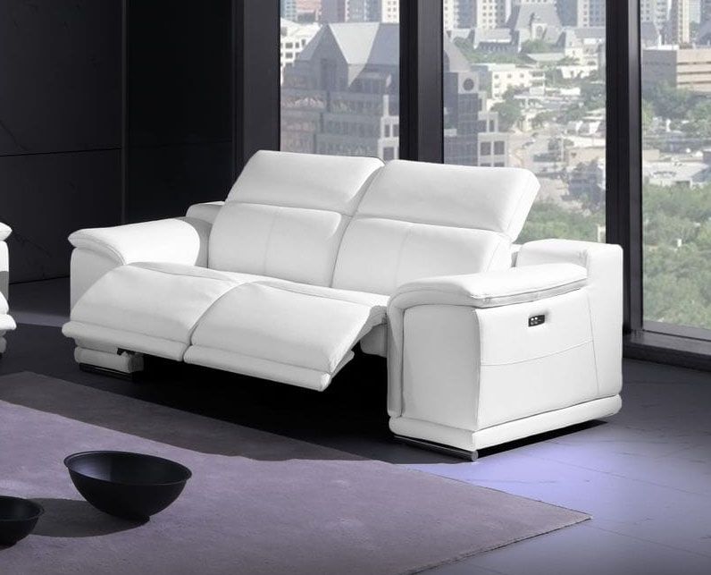 9762 - Power Reclining Loveseat - R&R Furniture Gallery (Fountain Valley, CA)