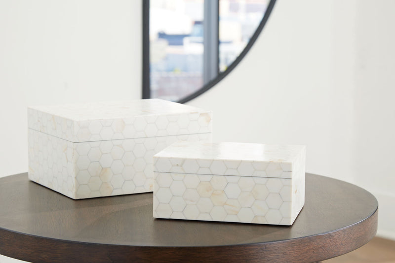 Aldenburg - Box Set (Set of 2) - Cream - R&R Furniture Gallery (Fountain Valley, CA)