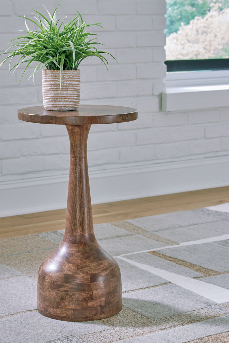 Joville - Accent Table - Medium Brown - R&R Furniture Gallery (Fountain Valley, CA)