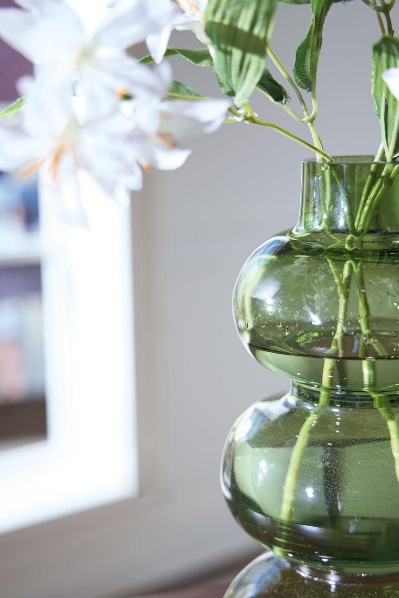 Renethorne - Vase - R&R Furniture Gallery (Fountain Valley, CA)