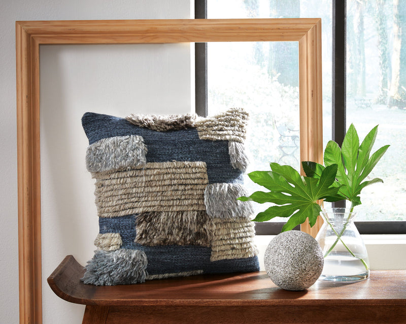 Gibbend - Pillow - R&R Furniture Gallery (Fountain Valley, CA)