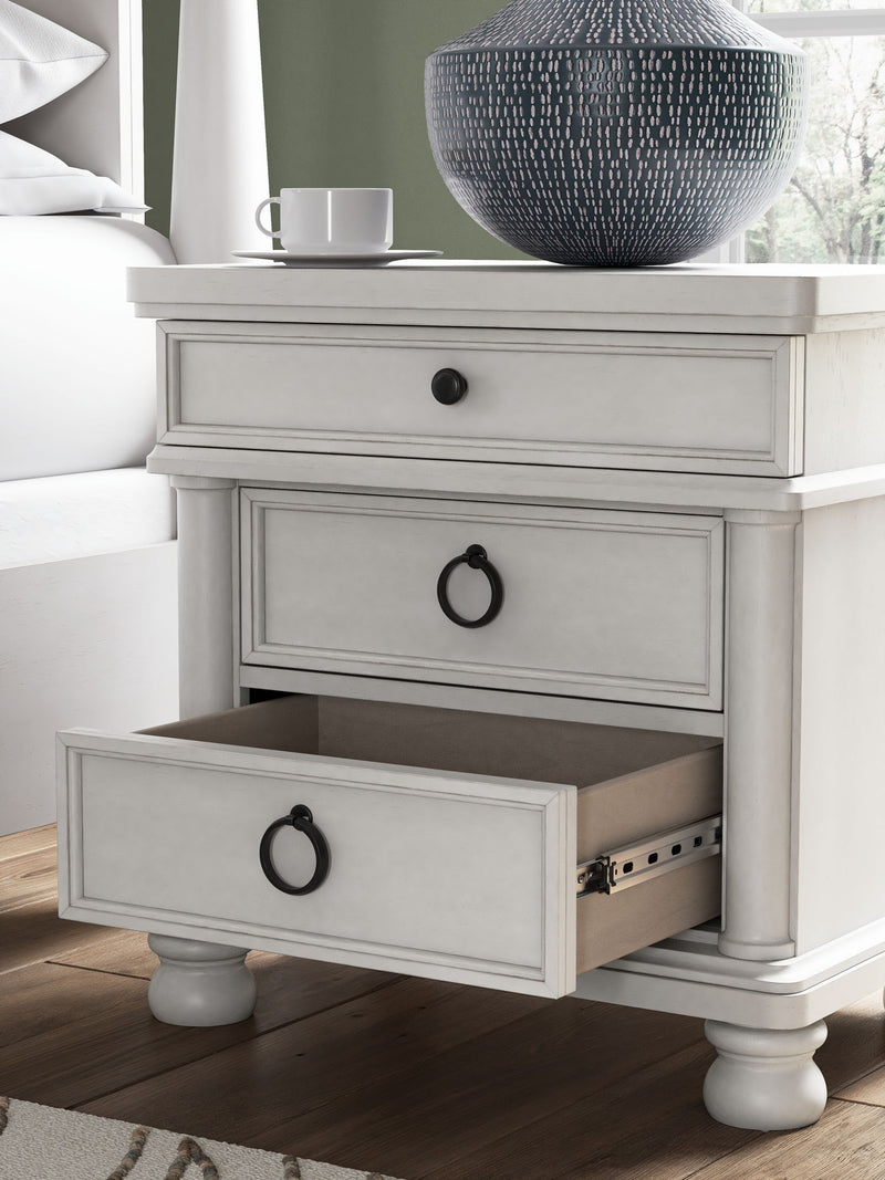 Rowlenstown - Three Drawer Night Stand - R&R Furniture Gallery (Fountain Valley, CA)