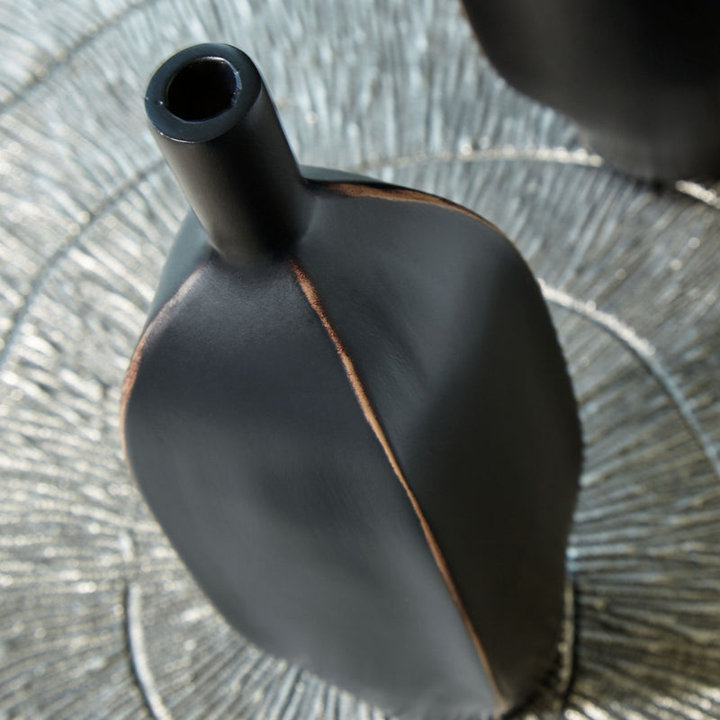Rhaveney - Vase - Small - R&R Furniture Gallery (Fountain Valley, CA)