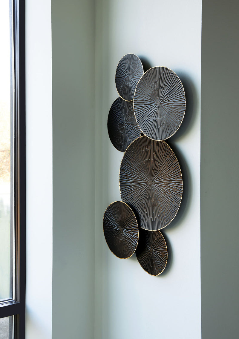 Rhetlen - Wall Decor - Black / Gold Finish - R&R Furniture Gallery (Fountain Valley, CA)