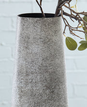 Fynn - Vase - R&R Furniture Gallery (Fountain Valley, CA)