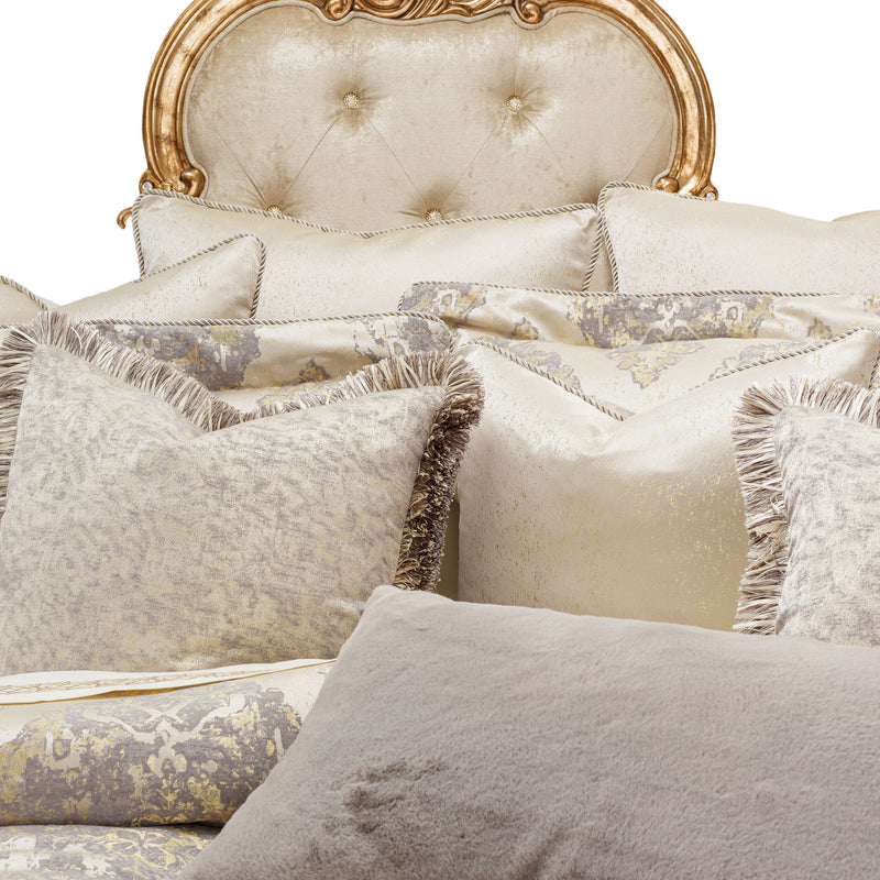 Bennett - 9-Piece Queen Comforter Set - Champagne - R&R Furniture Gallery (Fountain Valley, CA)