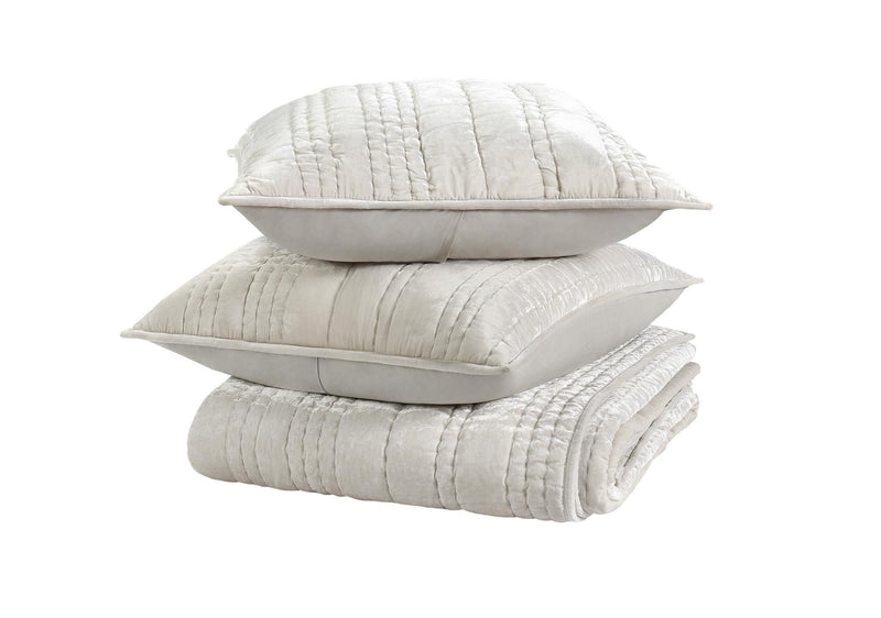 Seville - Quilt Set - R&R Furniture Gallery (Fountain Valley, CA)