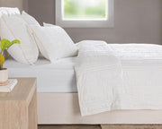 Seville - Quilt - R&R Furniture Gallery (Fountain Valley, CA)