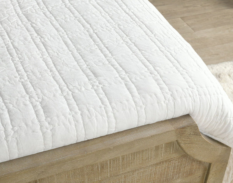 Carly - Quilt Set With Silvadur - R&R Furniture Gallery (Fountain Valley, CA)