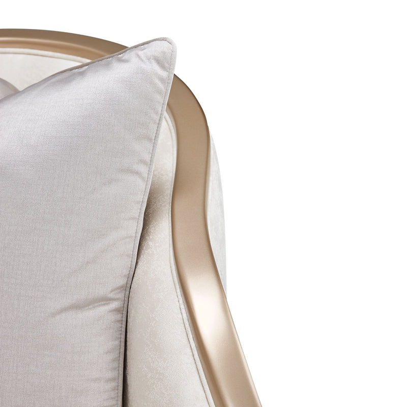Malibu Crest - Chair And Half - Cloud White / Chardonnay - R&R Furniture Gallery (Fountain Valley, CA)