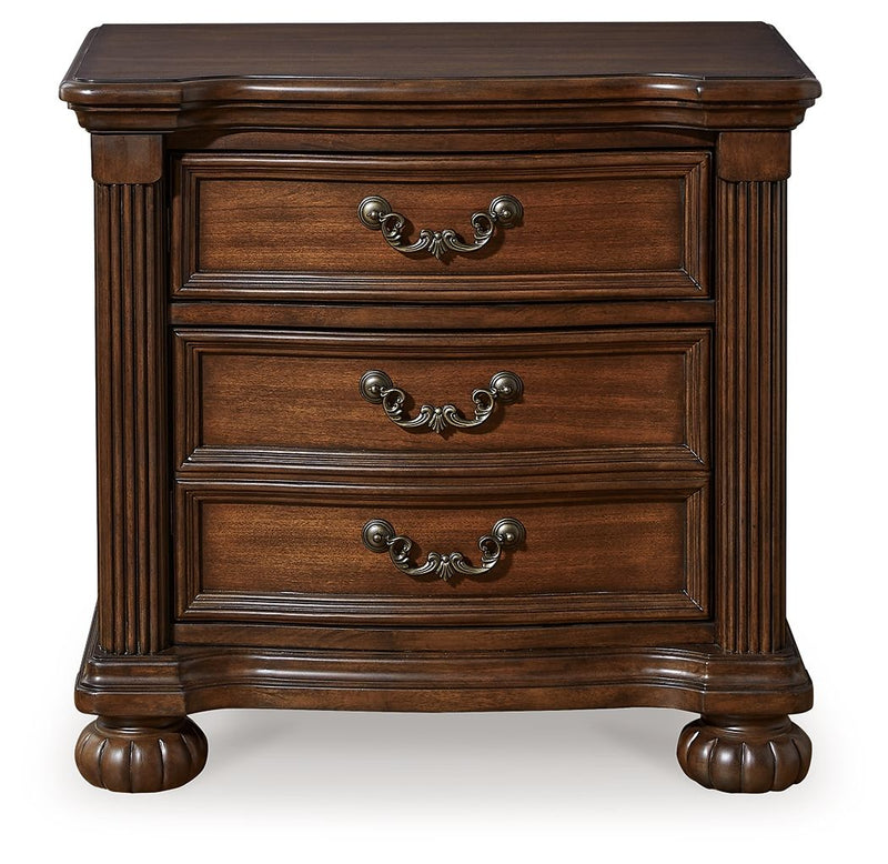 Lavinton - Three Drawer Night Stand - Brown - R&R Furniture Gallery (Fountain Valley, CA)