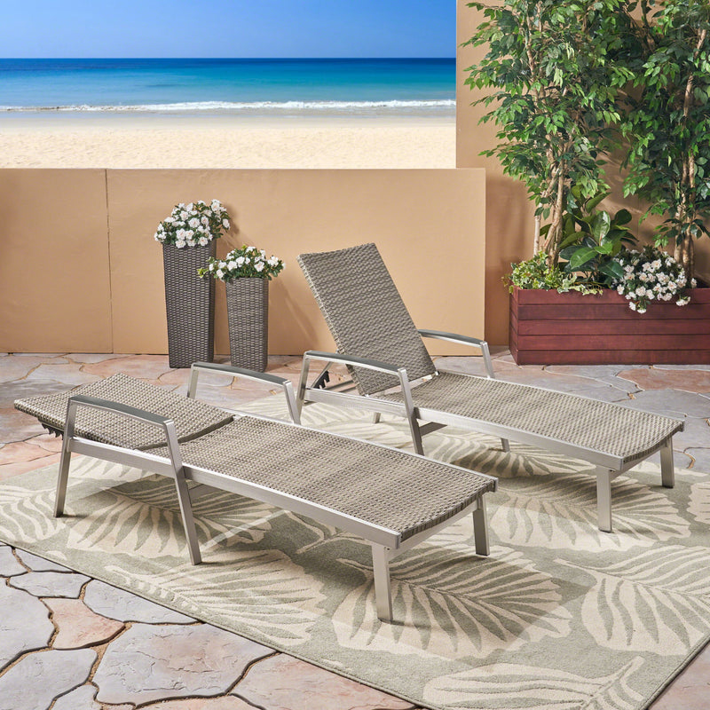 Oaxton - Chaise Lounge - R&R Furniture Gallery (Fountain Valley, CA)