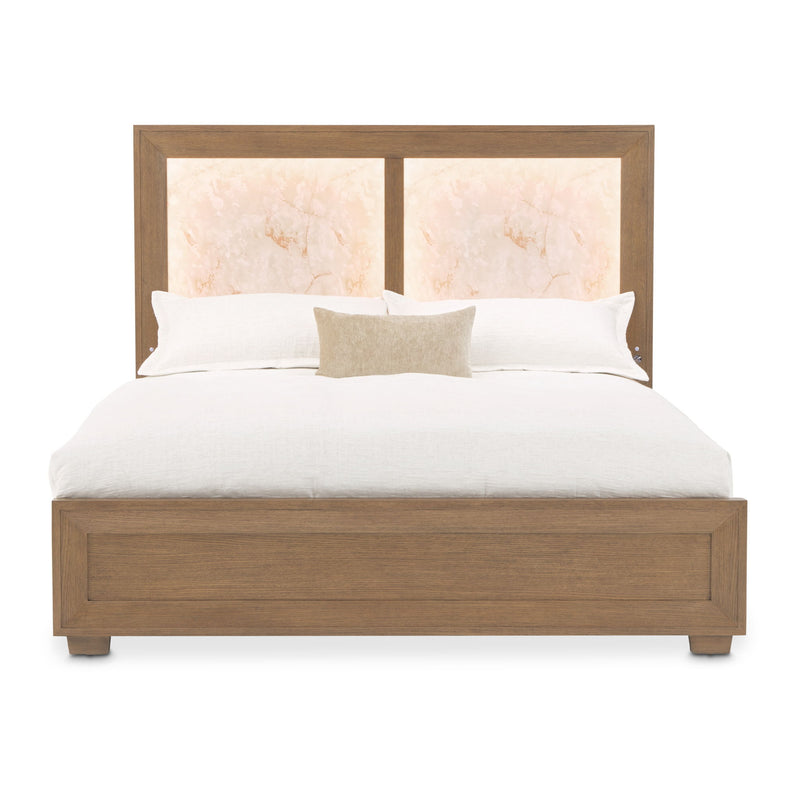Portrait - Panel Bed