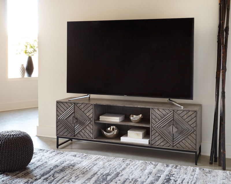 Treybrook - Accent Cabinet - R&R Furniture Gallery (Fountain Valley, CA)