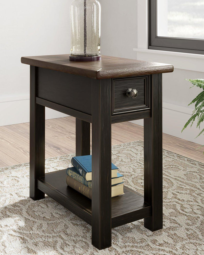Tyler Creek End Table Set - R&R Furniture Gallery (Fountain Valley, CA)