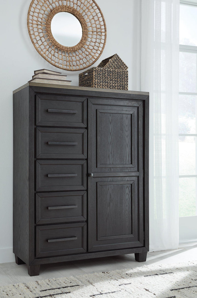 Foyland Door Chest - R&R Furniture Gallery (Fountain Valley, CA)
