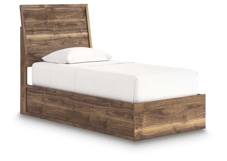 Chirason Bed - R&R Furniture Gallery (Fountain Valley, CA)