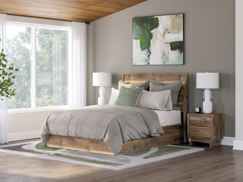 Chirason Bed - R&R Furniture Gallery (Fountain Valley, CA)