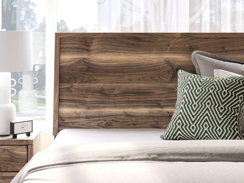 Chirason Bed - R&R Furniture Gallery (Fountain Valley, CA)