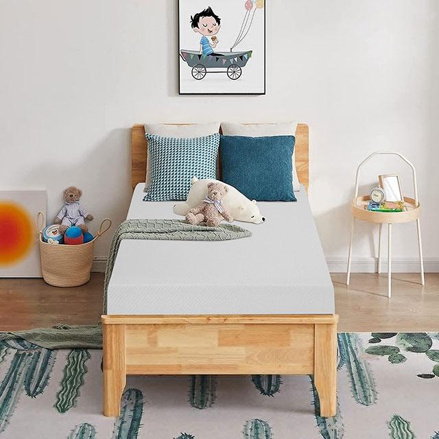 Artemisia 8" Memory Foam Mattress White - R&R Furniture Gallery (Fountain Valley, CA)