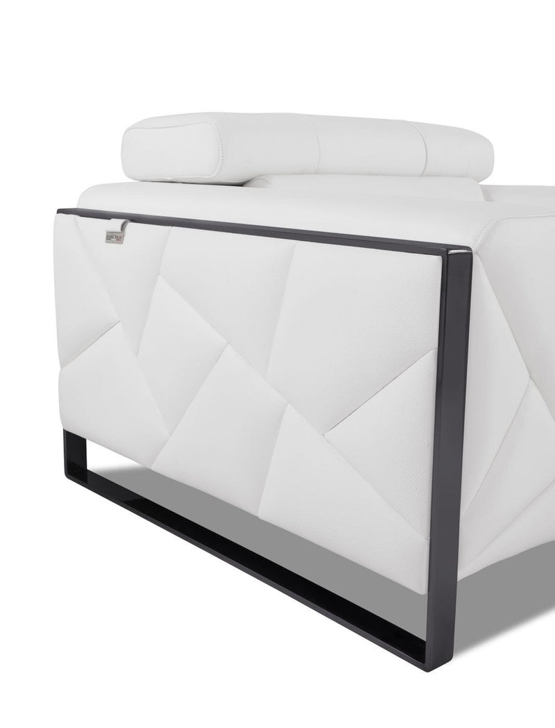 903 - Loveseat - R&R Furniture Gallery (Fountain Valley, CA)