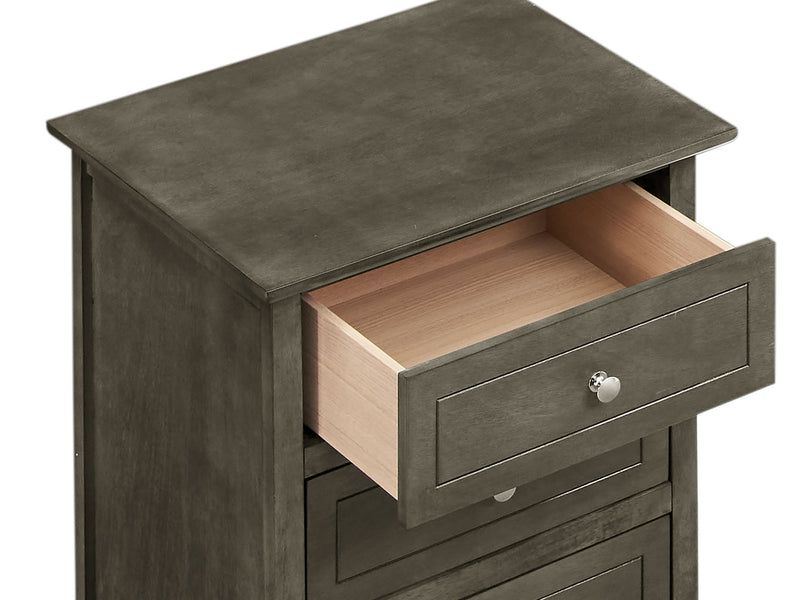 Dove Tailed Drawers 3 Drawer Nightstand