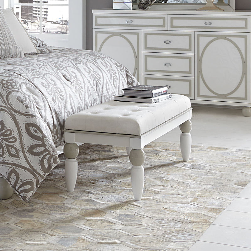 Sky Tower - Bedside Bench - Ice / Cloud White - R&R Furniture Gallery (Fountain Valley, CA)