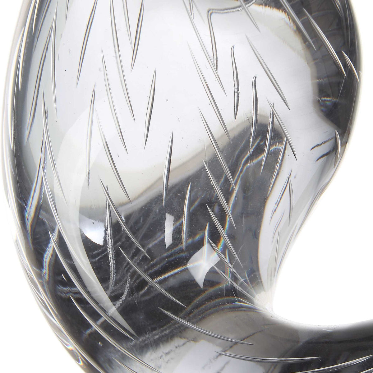 Luminous Twist - Glass Sculpture - Black / White