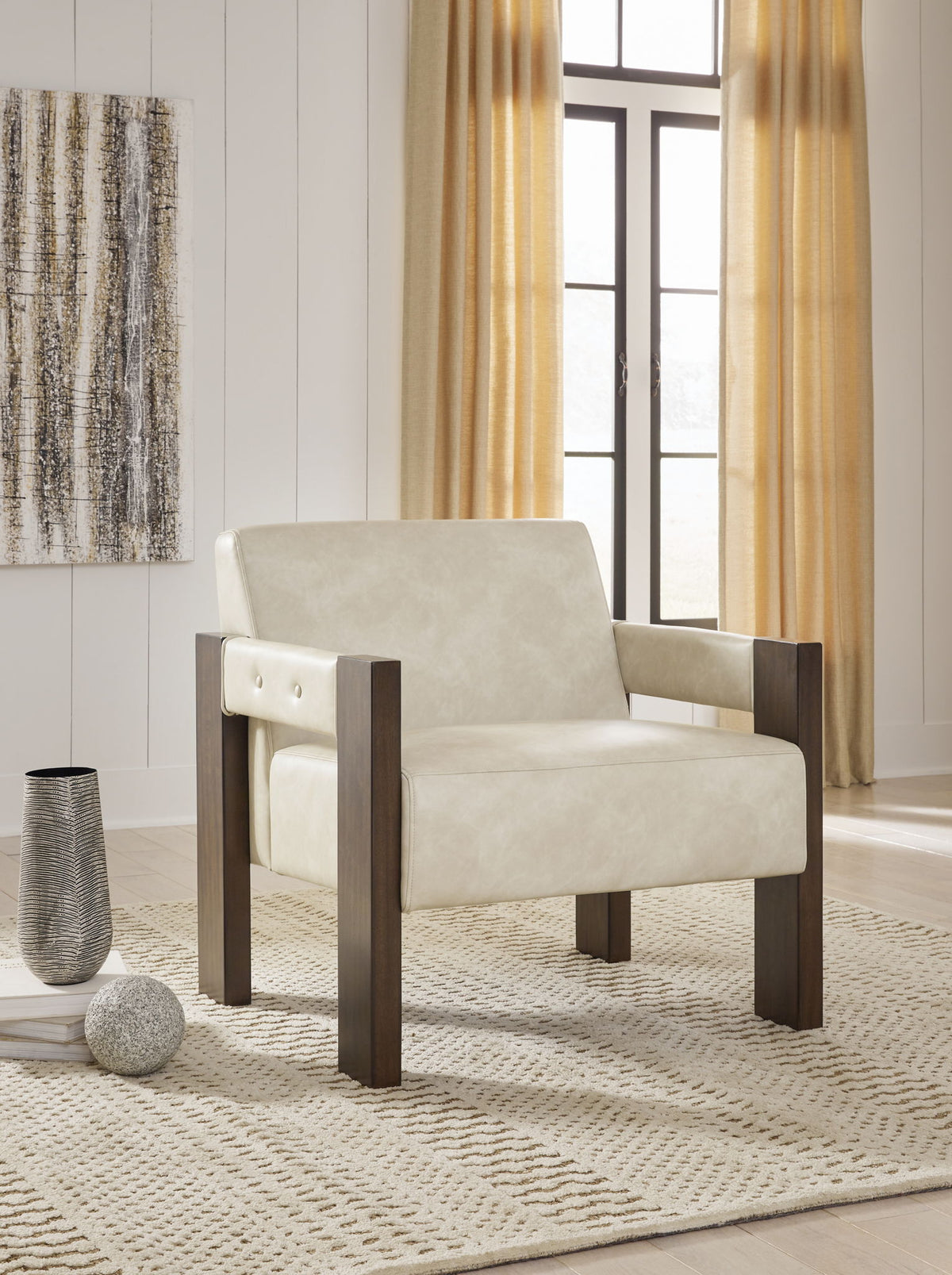 Adlanlock - Accent Chair - R&R Furniture Gallery (Fountain Valley, CA)