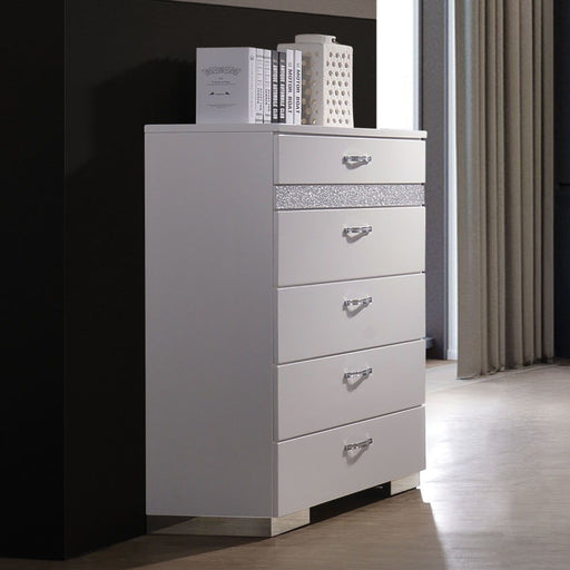 Naima II - Chest - White High Gloss - R&R Furniture Gallery (Fountain Valley, CA)