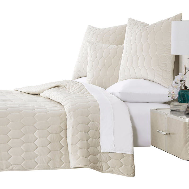Niagara - Quilt Set - R&R Furniture Gallery (Fountain Valley, CA)