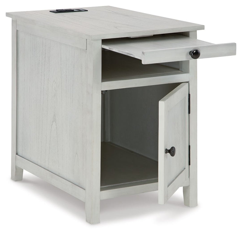 Treytown - Chair Side End Table - R&R Furniture Gallery (Fountain Valley, CA)