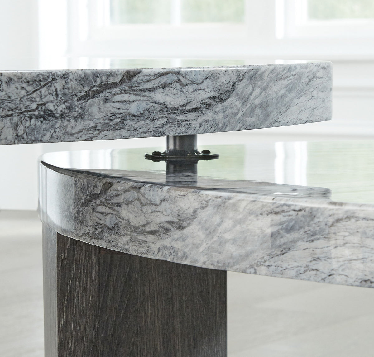 Surmour - Stacked Cocktail Table - Gray / Brown - R&R Furniture Gallery (Fountain Valley, CA)