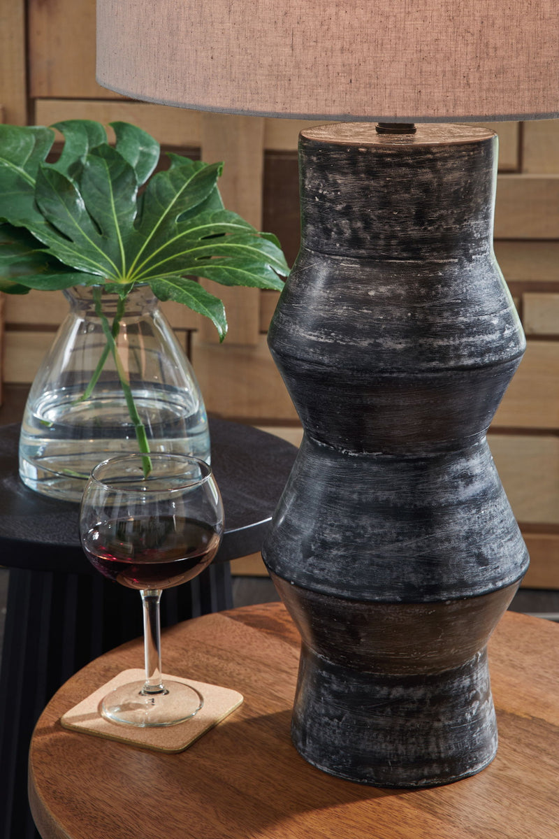 Kerbert - Terracotta Table Lamp - Distressed Black - R&R Furniture Gallery (Fountain Valley, CA)