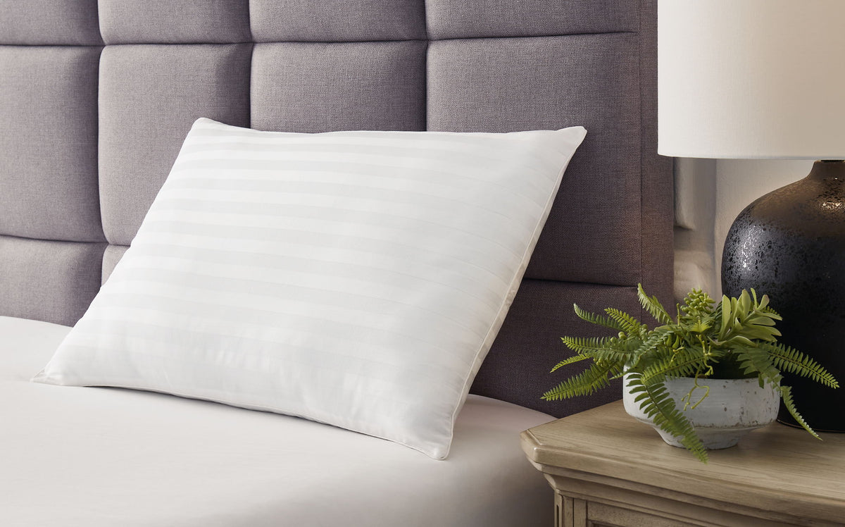 Zephyr 2.0 - Cotton Pillow - R&R Furniture Gallery (Fountain Valley, CA)