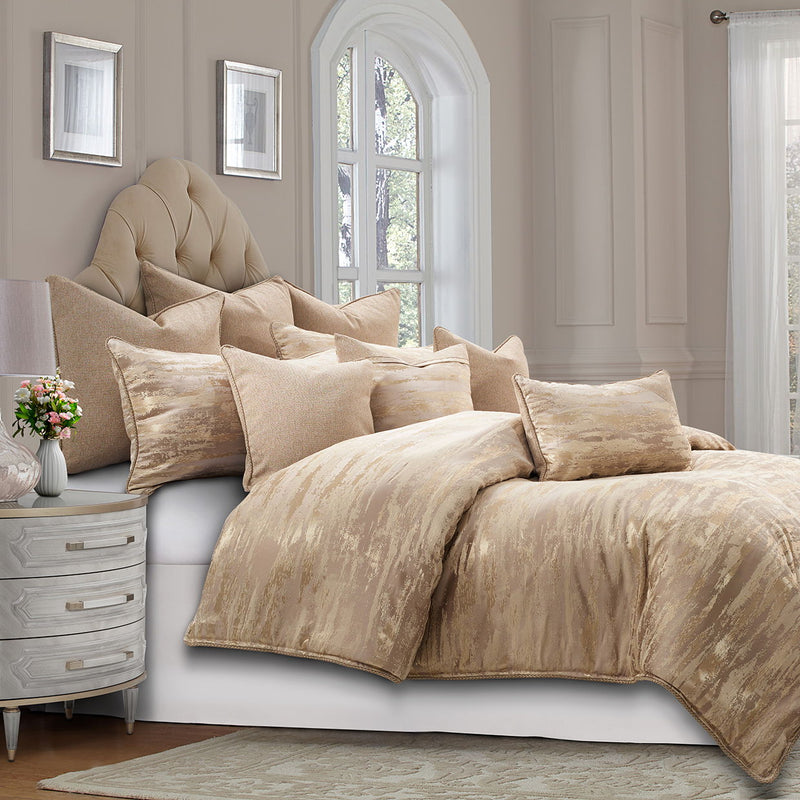 Sloane - Comforter Set - R&R Furniture Gallery (Fountain Valley, CA)