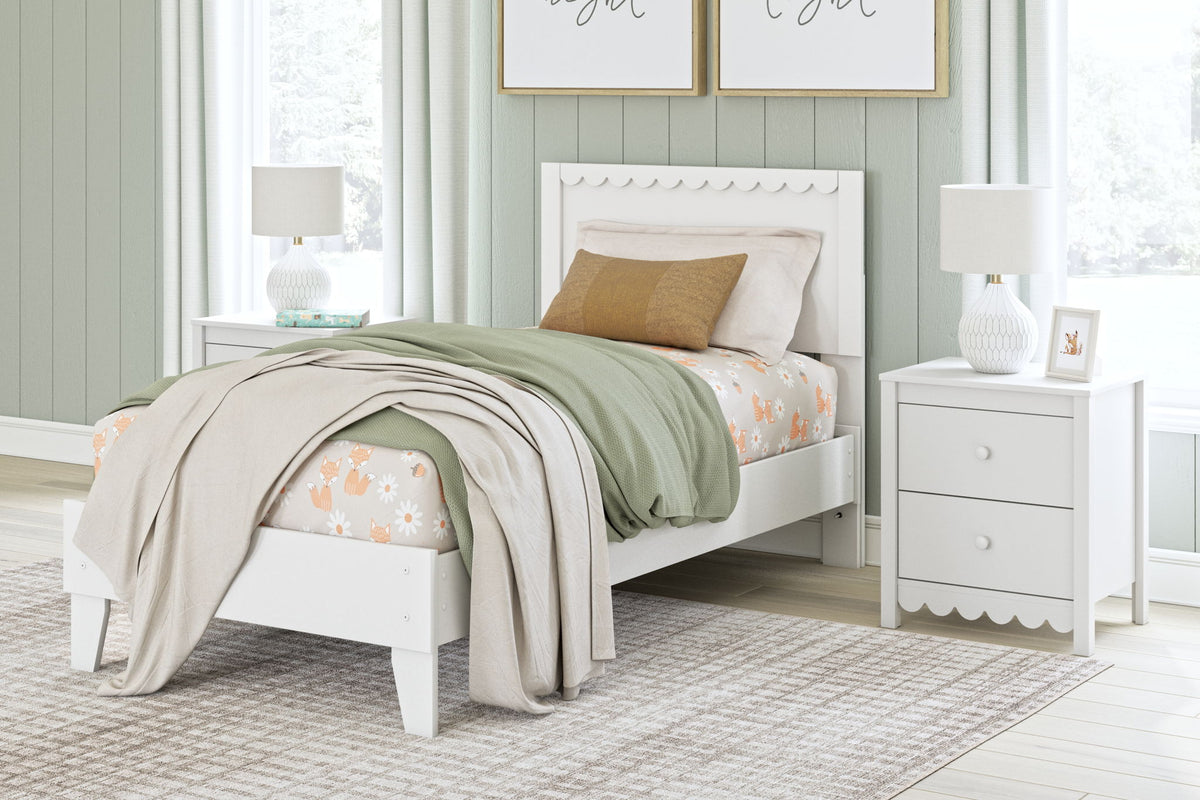 Hallityn - Panel Platform Bed - R&R Furniture Gallery (Fountain Valley, CA)