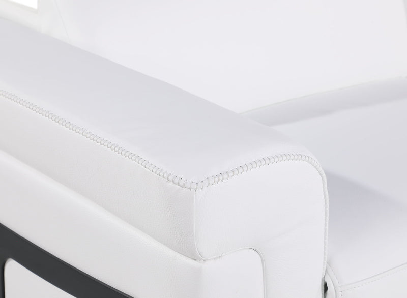 1126 - Top Grain Power Reclining Italian Leather Chair - R&R Furniture Gallery (Fountain Valley, CA)