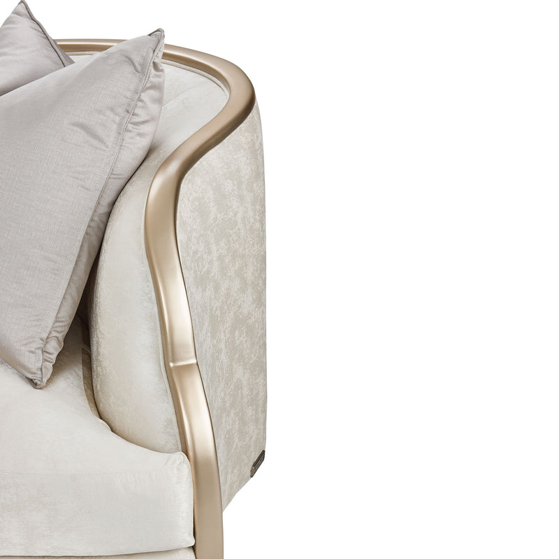 Malibu Crest - Chair And Half - Cloud White / Chardonnay - R&R Furniture Gallery (Fountain Valley, CA)
