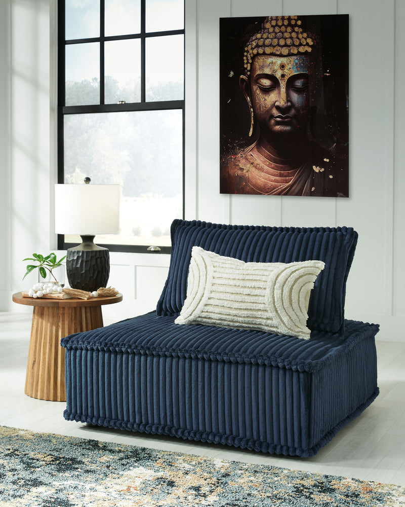 Bales - Accent Chair - R&R Furniture Gallery (Fountain Valley, CA)