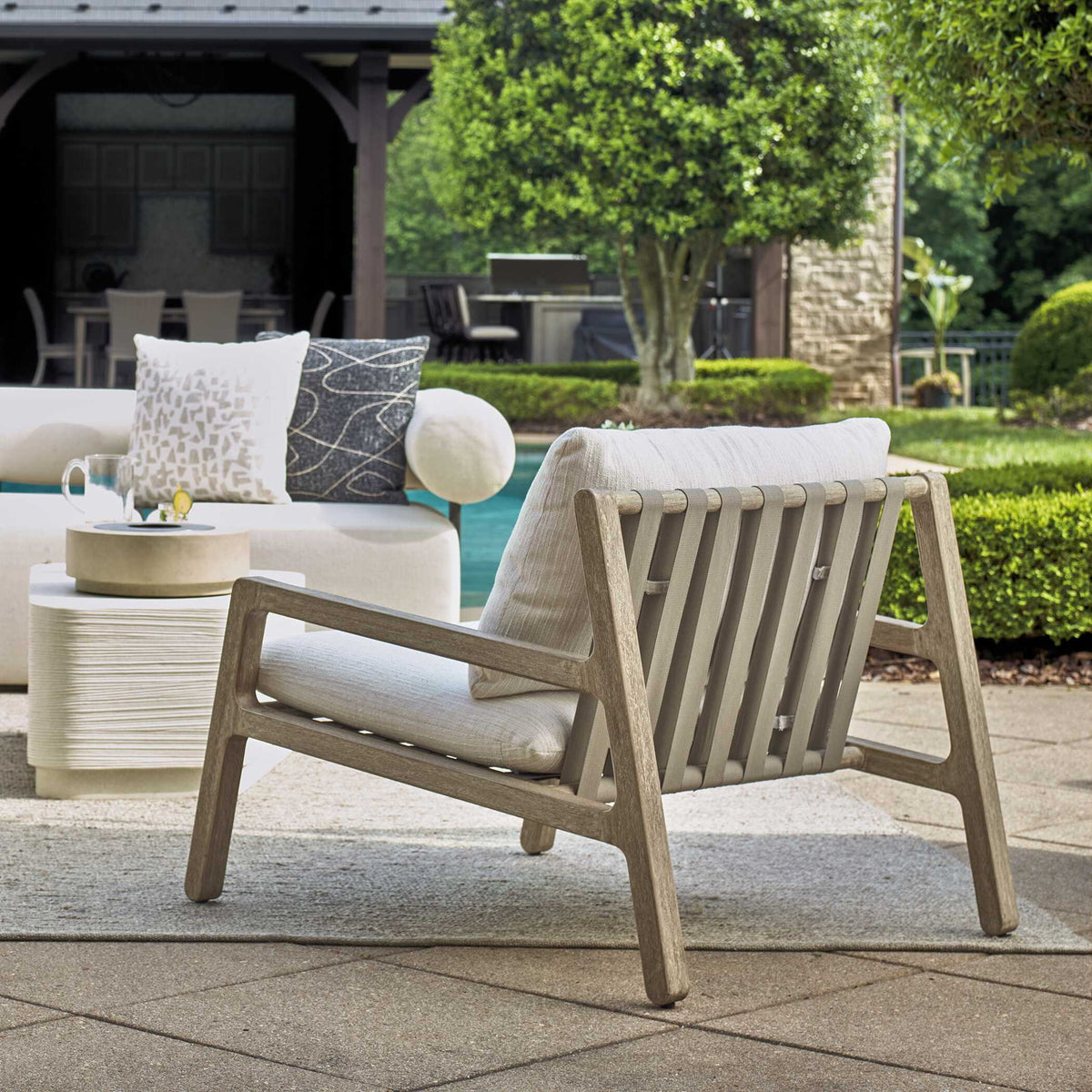 Strapped - Outdoor Lounge Chair - Light Brown / Light Gray