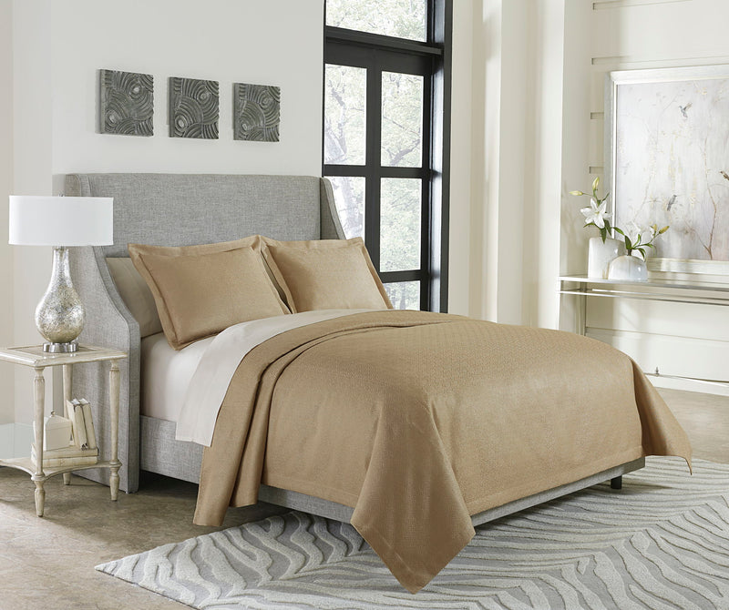Alton - Throw with Coverlet Set - R&R Furniture Gallery (Fountain Valley, CA)