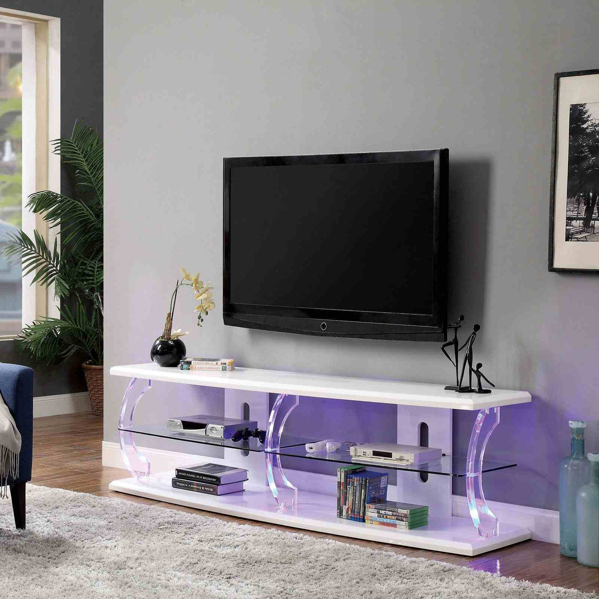 Ernst - 60" TV Stand, White