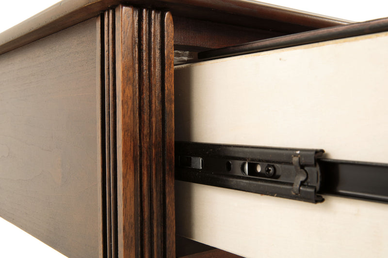 Breegin - Chair Side End Table - Removable Tray - Brown - R&R Furniture Gallery (Fountain Valley, CA)