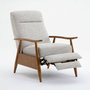 Vaughn - Push Back Recliner With Solid Hardwood Legs - R&R Furniture Gallery (Fountain Valley, CA)